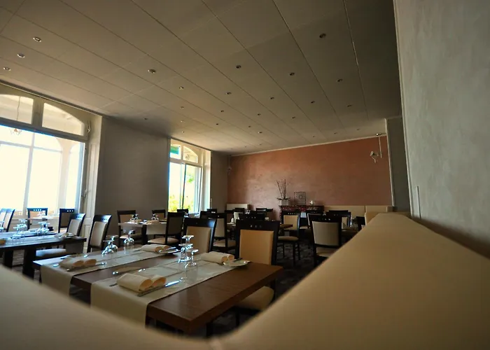 Splendid Монтрё