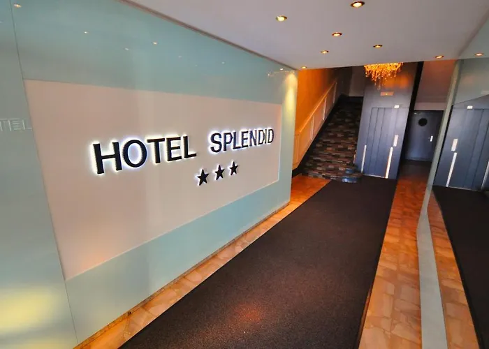 Отель Splendid Монтрё